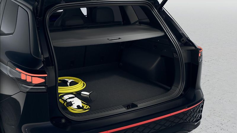 Volkswagen Tayron (2026) R-Line People 200 kW eHybrid - fotka 7 z 7