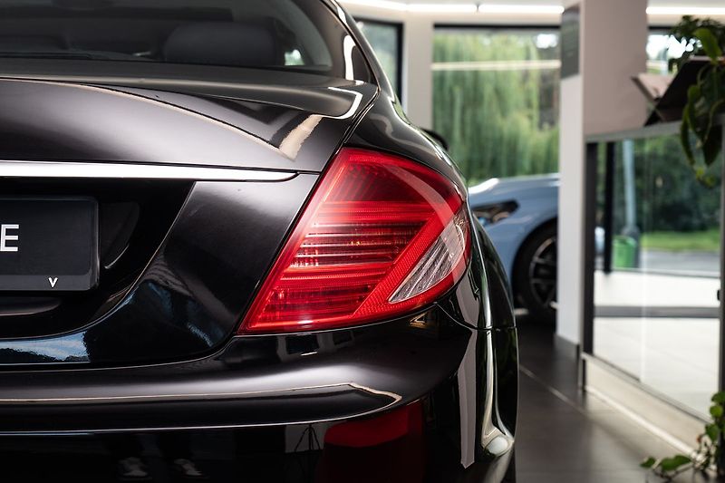 Mercedes-Benz CL V12/Nappa/HarmanKardon/Karbon/ - fotka 24 z 24
