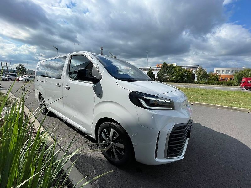 Toyota ProAce Verso 2.2D M/T L2 Business Comfort - fotka 16 z 30
