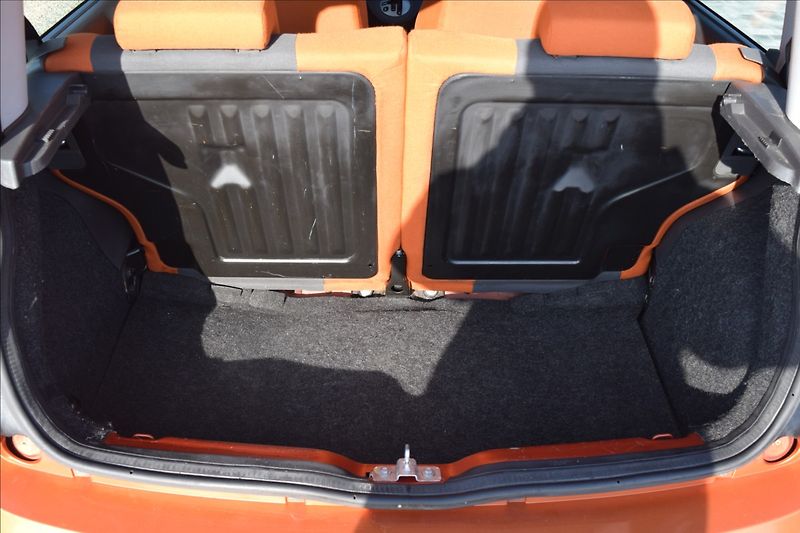 Fiat Panda 1,2 i 44KW AUTOMAT KLIMA ALU - fotka 25 z 49