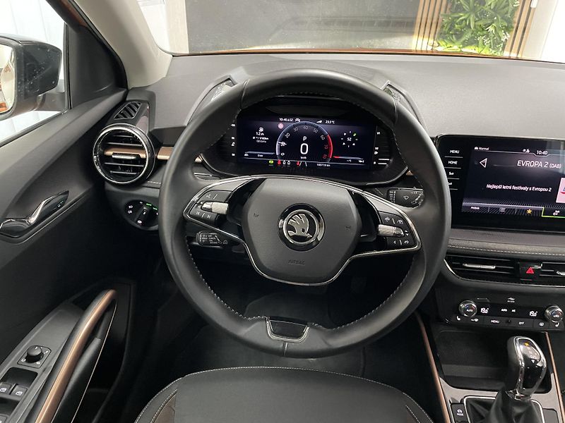 Škoda Fabia 1.0 TSi 81kW DSG ČR 1.MAJ NAVI - fotka 24 z 34