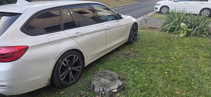 BMW Řada 3 (2017) BMW 320D 2017 Sportline - fotka 4 z 8