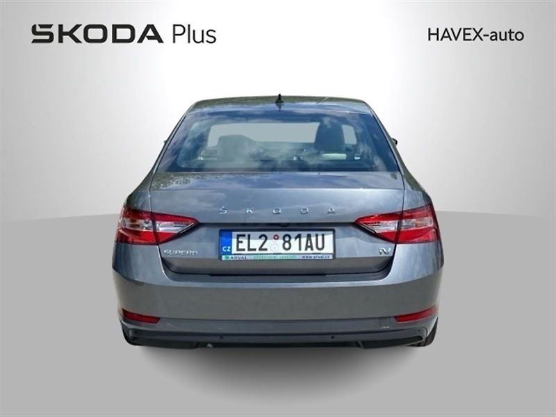 Škoda Superb (2022) 1.4 TSI iV DSG Style - fotka 4 z 6