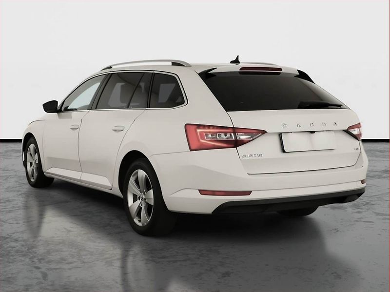 Škoda Superb (2019) Ambition 2.0 TDI, 4X4 - fotka 4 z 16