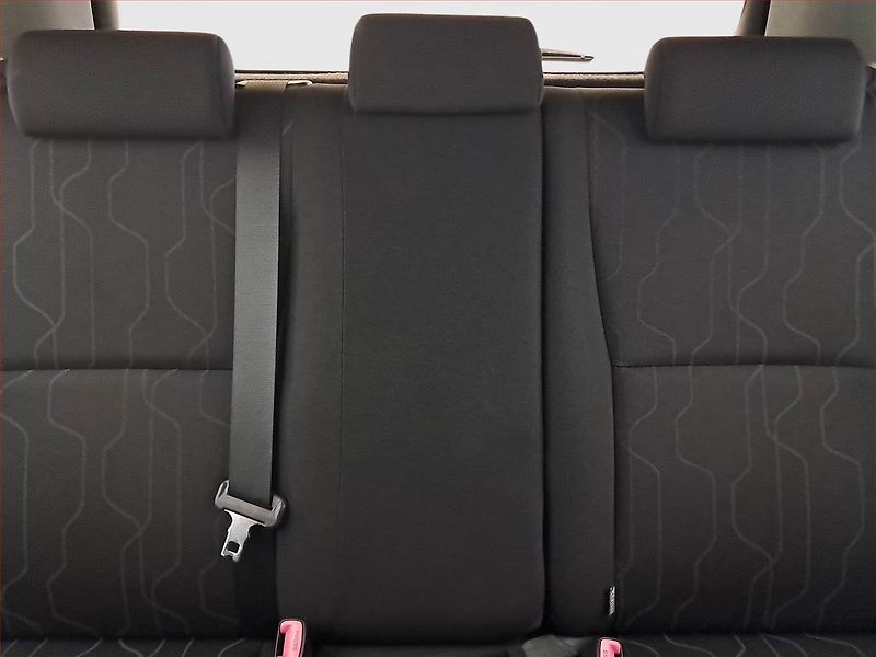 Toyota Auris (2010) 1.3 Dual VVT-i, Park. senzory - fotka 10 z 16
