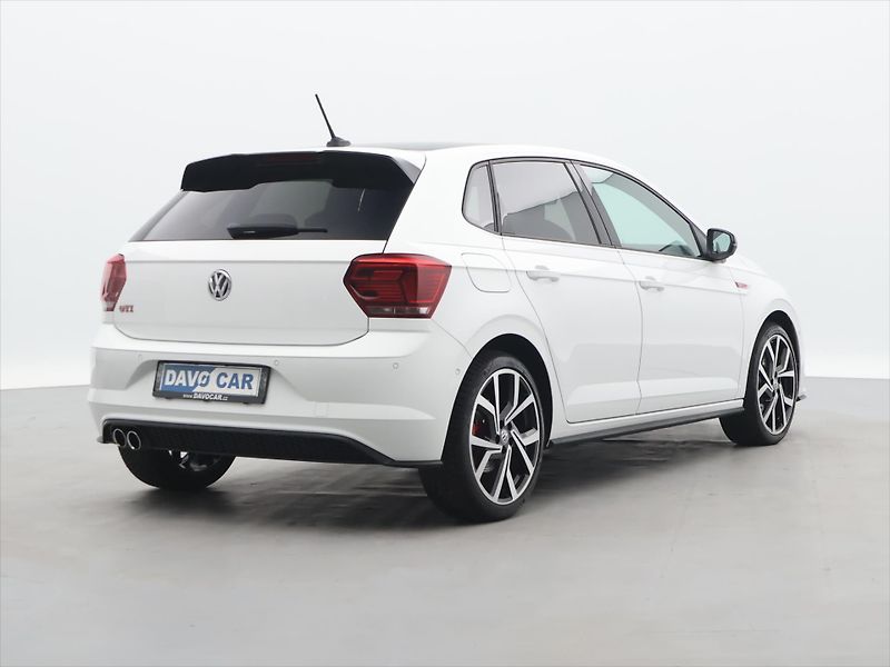 Volkswagen Polo 2,0 TSI GTI DSG Virtual Matrix - fotka 7 z 34