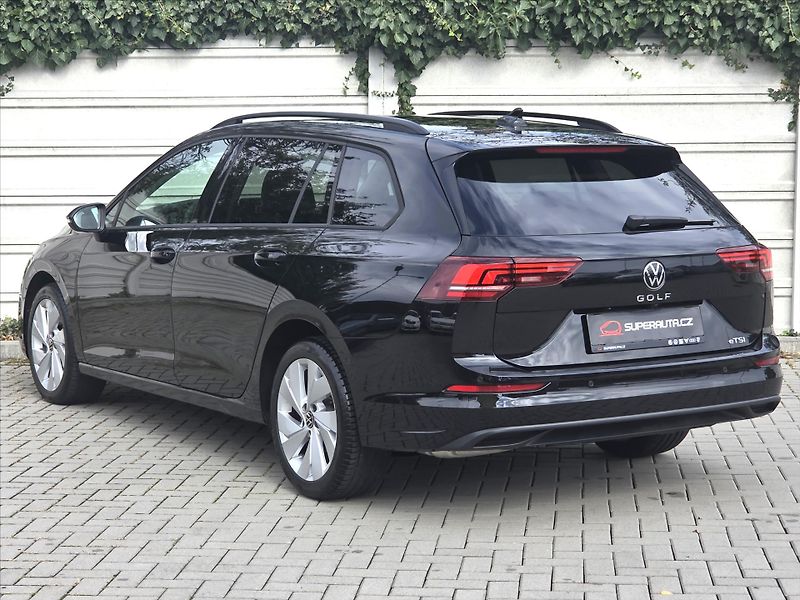 Volkswagen Golf 1,5 eTSi 110kW DSG Záruka2028 - fotka 4 z 22