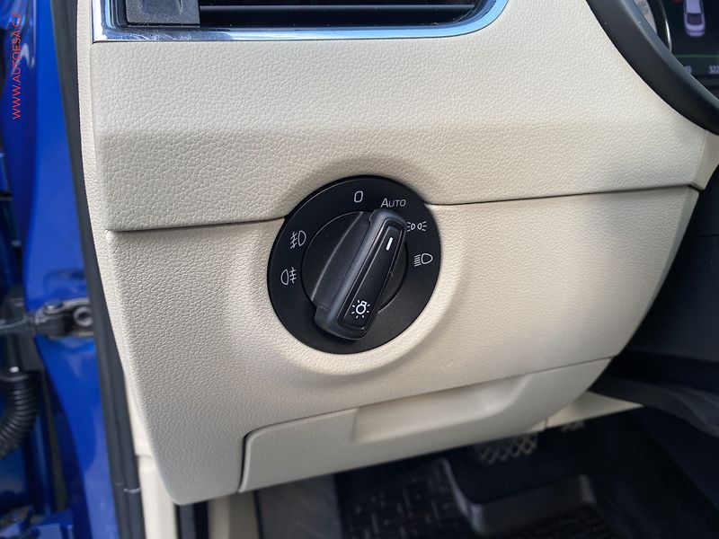 Škoda Octavia (2017) 1.8 TSi, ČR, Style, DSG, LED - fotka 14 z 17