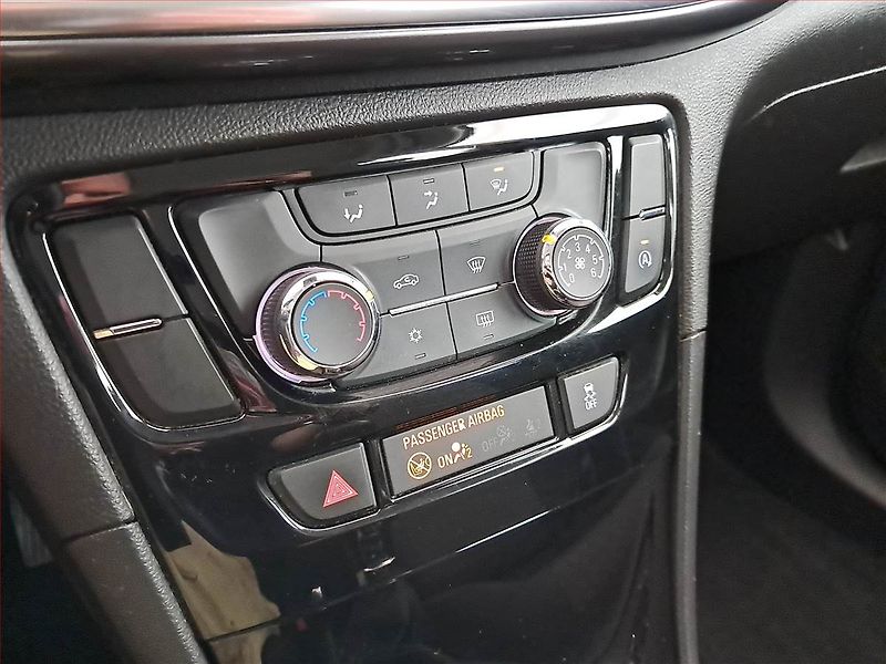 Opel Mokka (2018) 1.6, ČR,1.maj, Tempomat - fotka 13 z 16