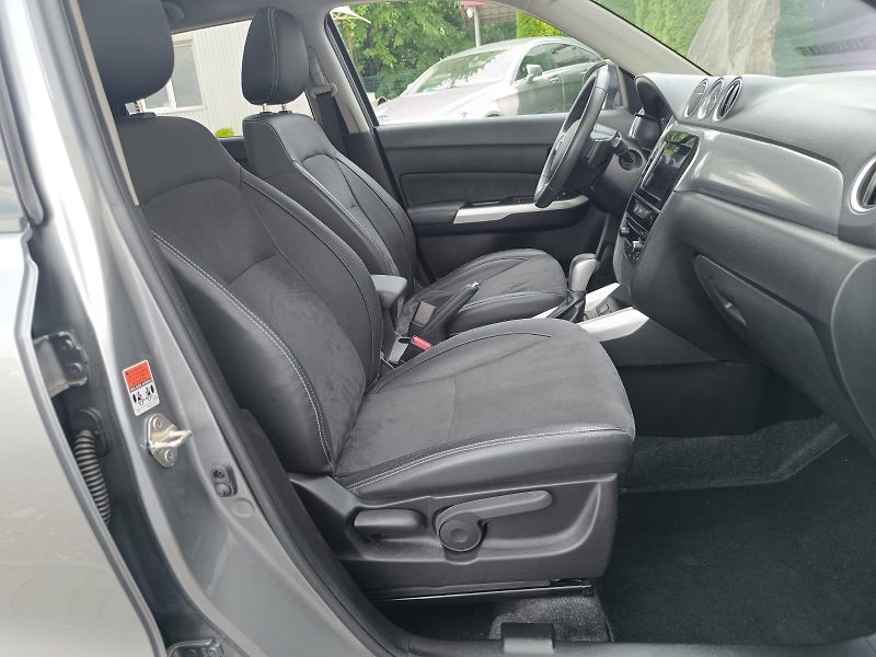 Suzuki Vitara 1.6/88kW, automat, Comfort+ - fotka 17 z 35