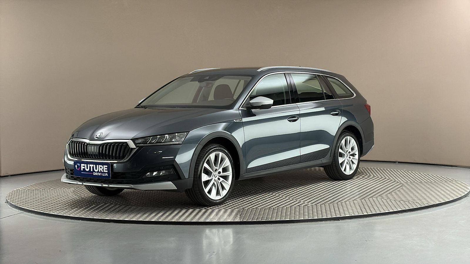 Škoda Octavia 2.0 TDI DSG 4x4 Scout Combi