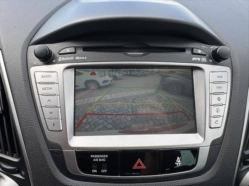 Hyundai ix35 2,0 CRDi, 4x4 - fotka 16 z 19