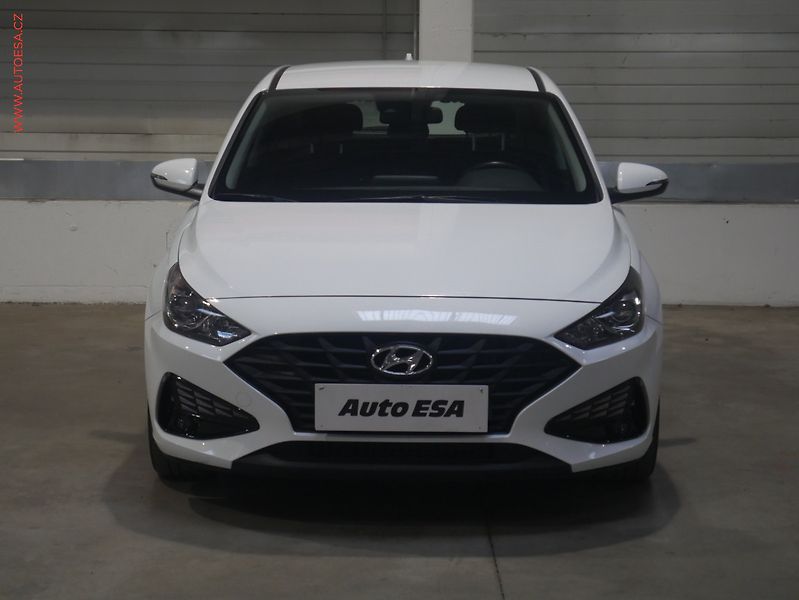 Hyundai i30 (2020) 1.0T-GDi, ČR, AC, temp - fotka 2 z 17