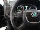 Škoda Octavia (2010) Laurin&Klement 2.0 TDI - náhled 16