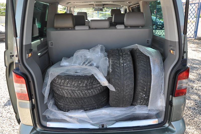 Volkswagen Multivan 2.5TDi 128kW 4x4 - fotka 9 z 14