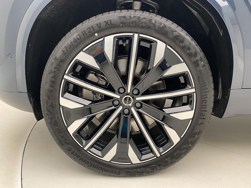 Volvo XC90 (2026) T8 AWD Plug-in DARK PLUS 7m - fotka 18 z 67