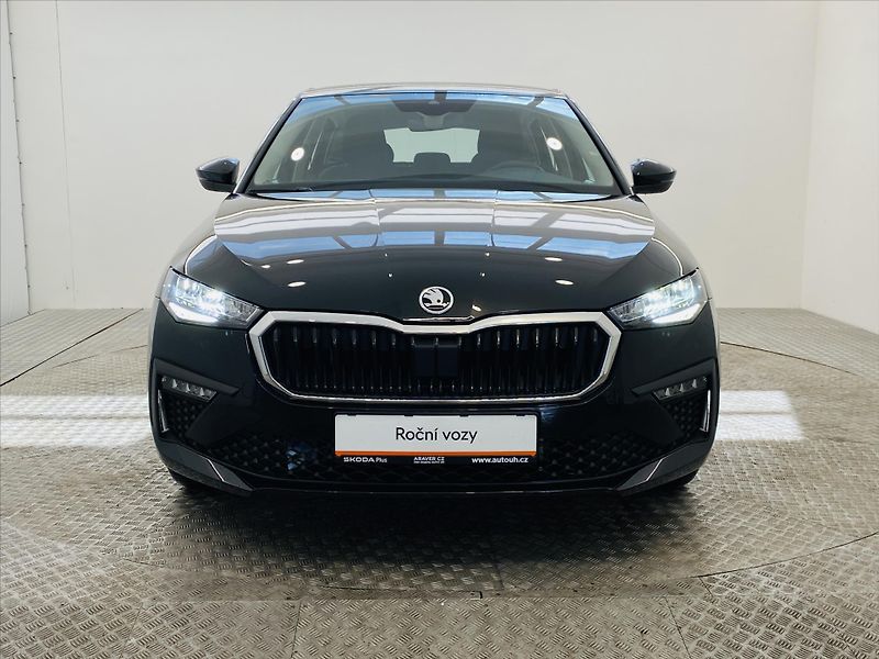 Škoda Scala 1,0 TSI 85kW Selection - fotka 4 z 24