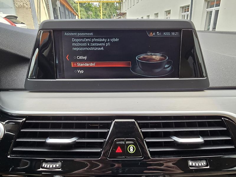 BMW Řada 5 185kW XDRIVE LUXURY - DPH - fotka 37 z 47