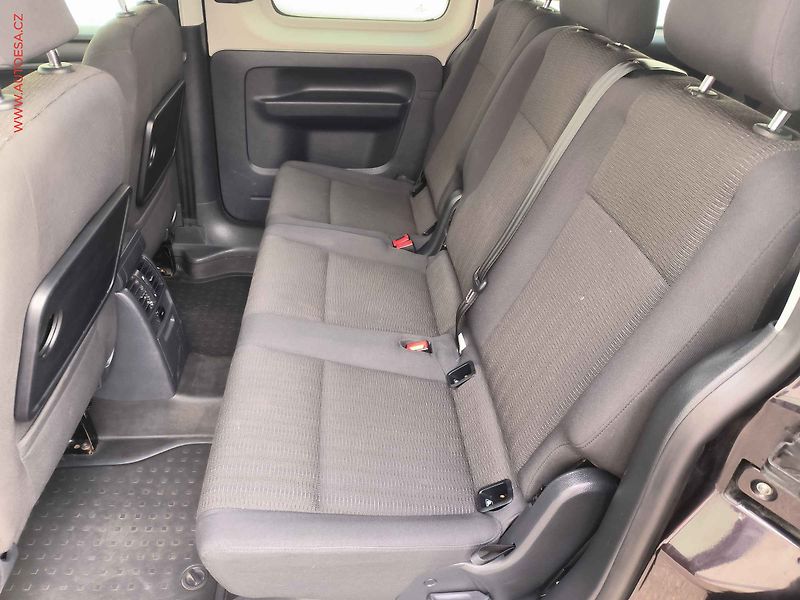Volkswagen Caddy (2015) 2.0TDi MAXi 7míst - fotka 10 z 20