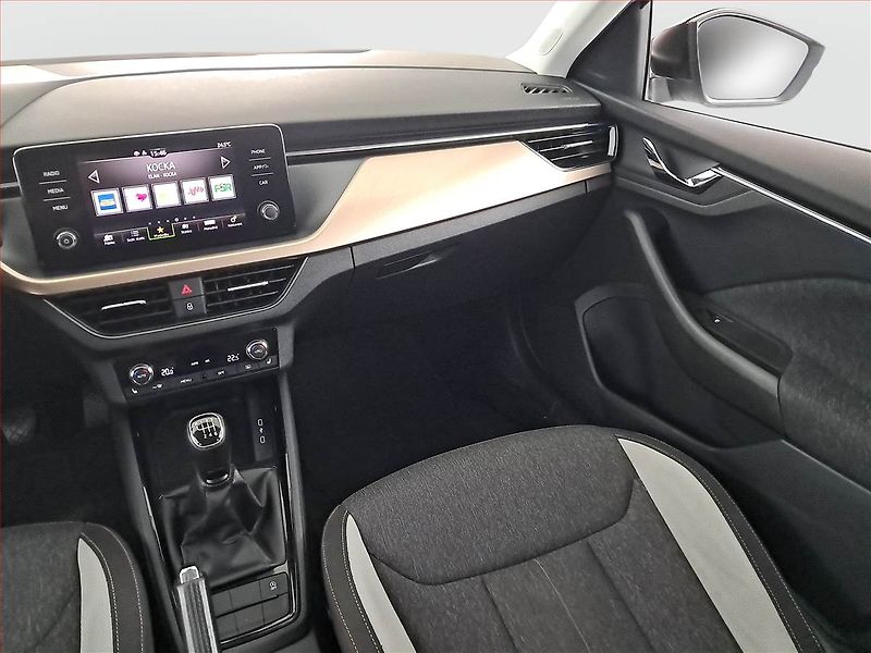 Škoda Scala (2019) Style 1.6 TDI, Tempomat - fotka 8 z 16