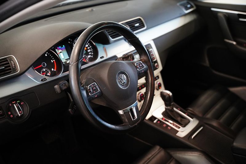 Volkswagen Passat - fotka 8 z 8