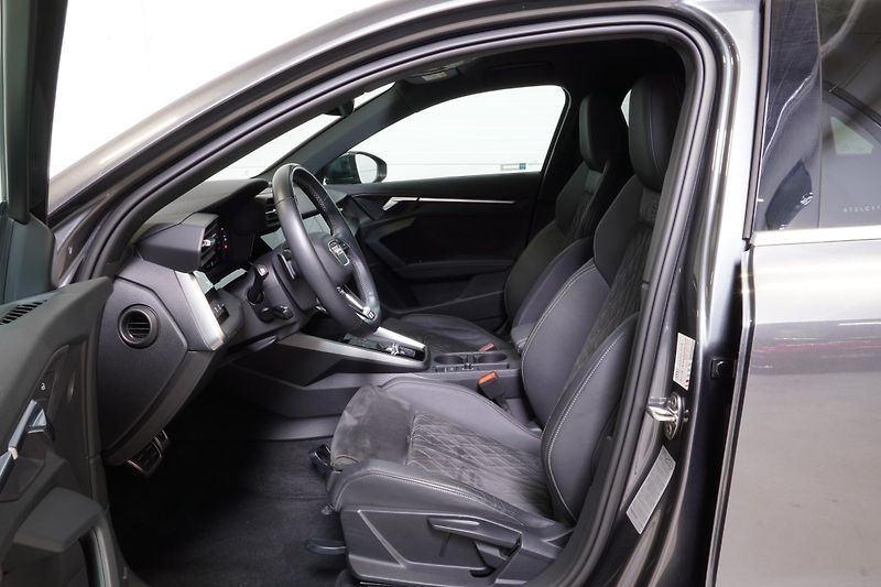 Audi A3 2.0TDI,110kW,S-LINE,ČR,DPH,ACC - fotka 16 z 31