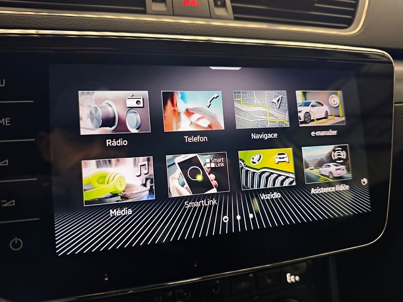 Škoda Superb iV 1.4 TSi Style Plug-in 160kW - fotka 23 z 50