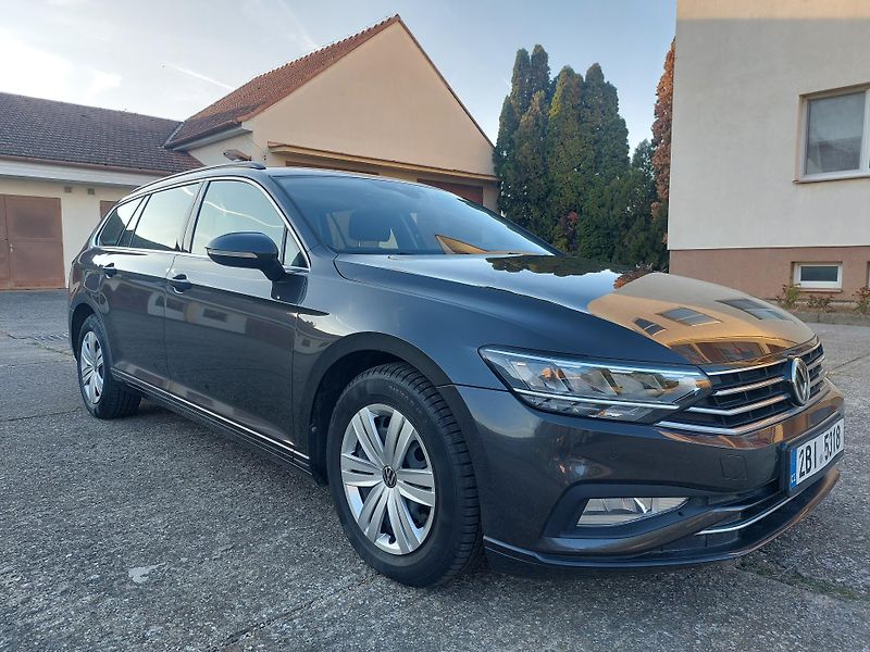 Volkswagen Passat 2,0 TDi 110kw Business ČR - fotka 1 z 19