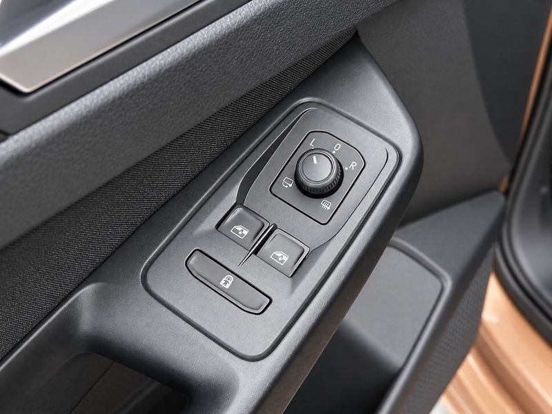 Volkswagen Caddy 2,0 TDI 75kW Life Klima Tažné - fotka 16 z 37