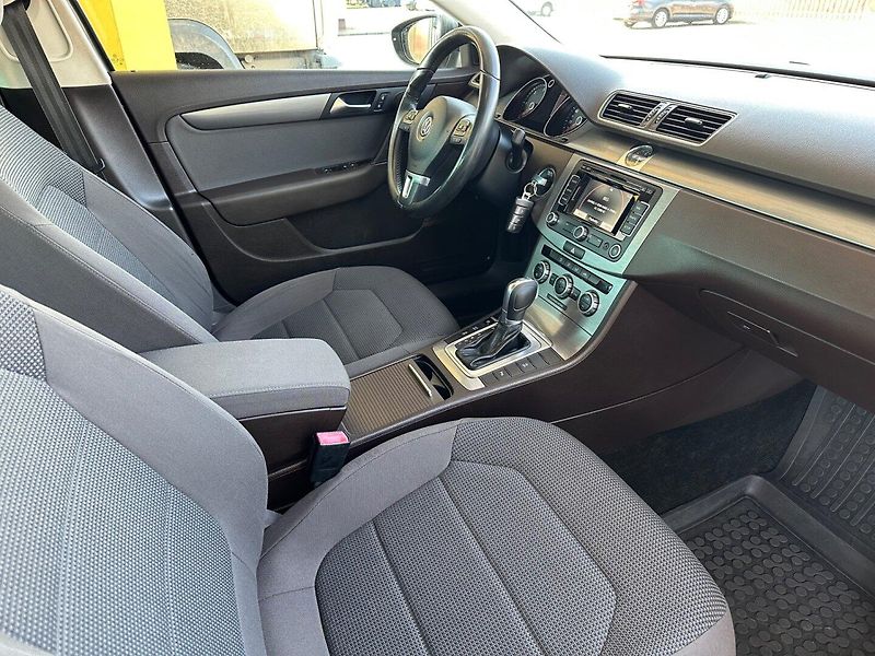 Volkswagen Passat (2013) 2.0TDi DSG, NAVI, EL. KUFR, - fotka 6 z 16