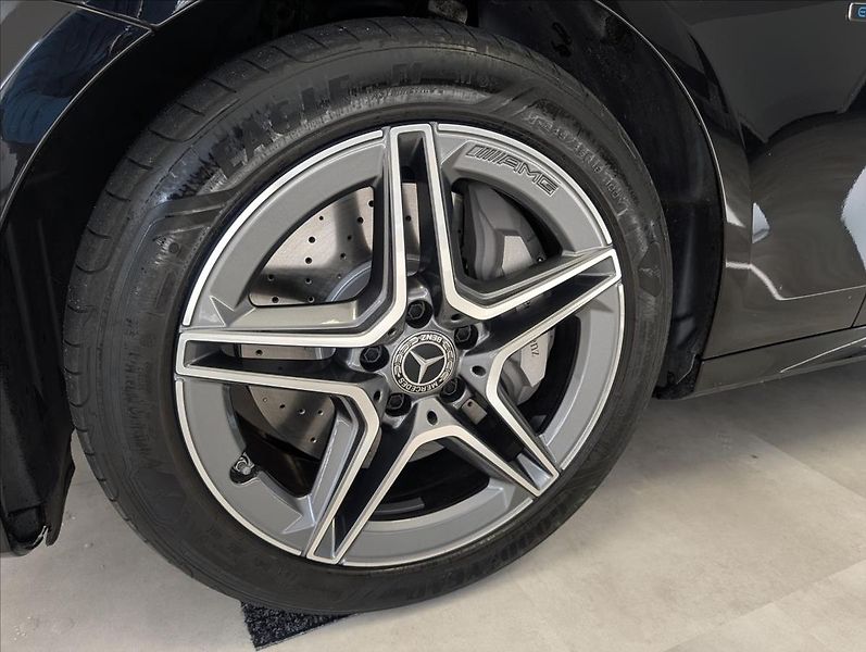 Mercedes-Benz Třídy E E300 DE EQ POWER 225 KW AMG - fotka 5 z 41
