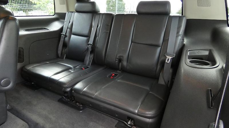 Cadillac Escalade 6,2 V8 301kW - fotka 19 z 23