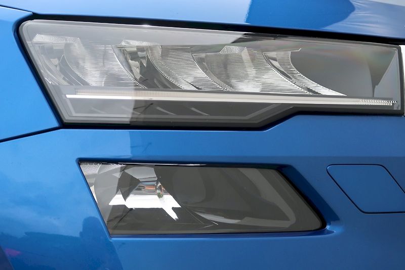 Škoda Karoq (2025) Selection 1,5 TSi / 110 kW DSG - fotka 31 z 32