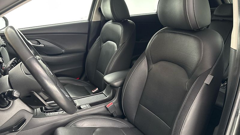 Hyundai i30 1.5 T-GDI AUT Style Kombi - fotka 15 z 29