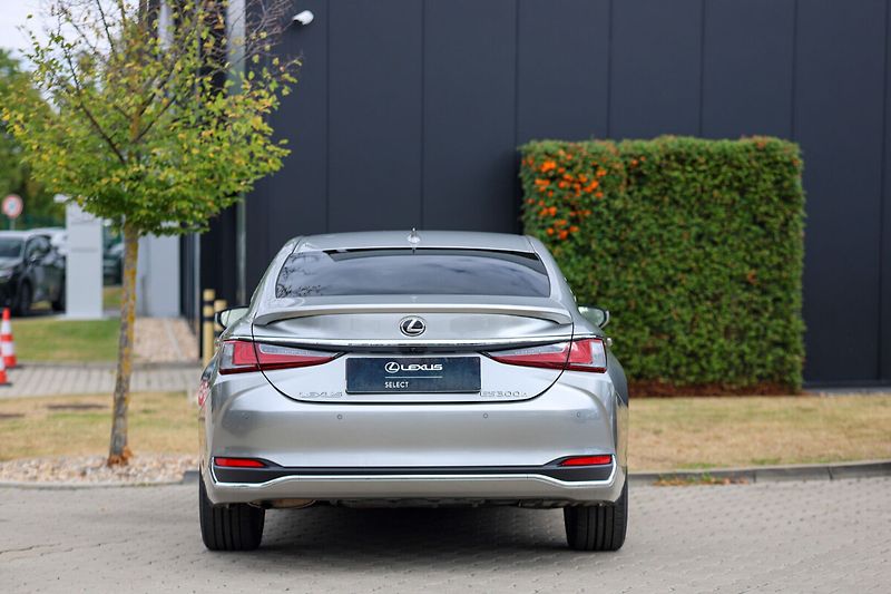 Lexus ES 300h 300H 2,5 HEV BUSINESS EDITION - fotka 24 z 25
