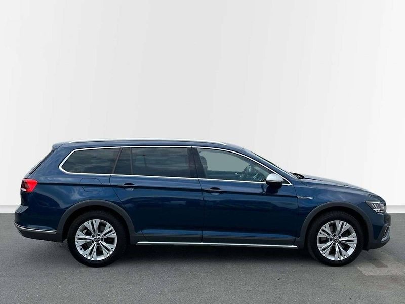 Volkswagen Passat (2022) 2.0 TDI Alltrack 4MOT DSG - fotka 8 z 20