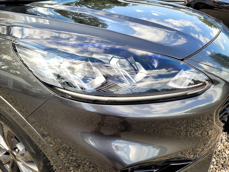 Ford Kuga 2,5 Rezervace! HEV,140kw,ST-li - fotka 48 z 50