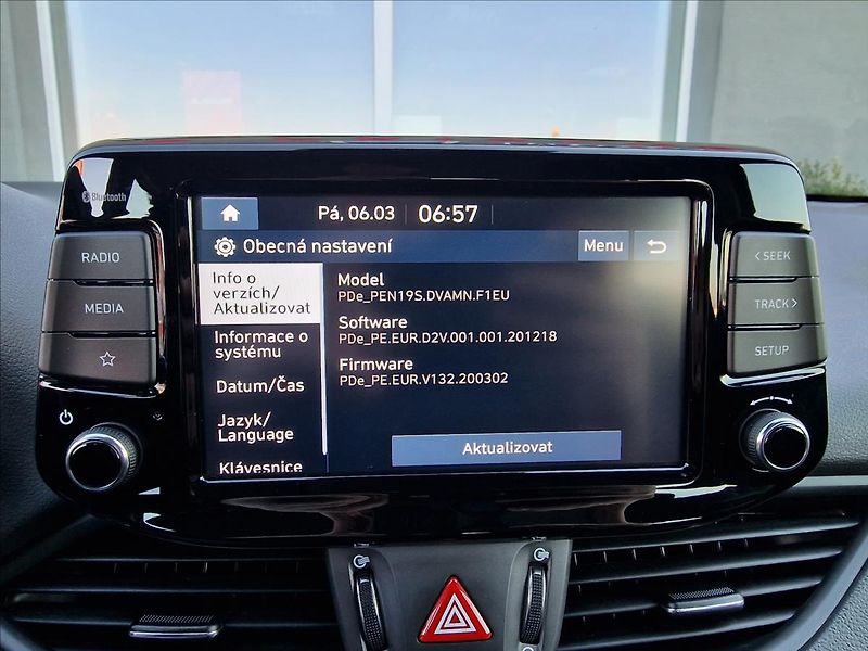 Hyundai i30 1.6CRDi Comfort,ČR,1.Majitel - fotka 30 z 50