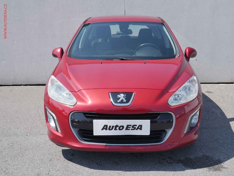 Peugeot 308 (2013) 1.6HDi, ČR, Klima - fotka 2 z 12