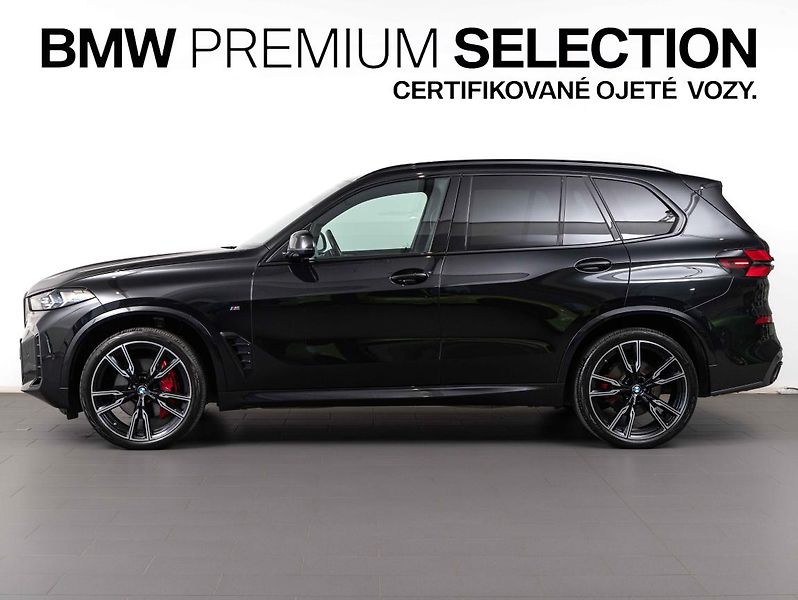 BMW X5 xDrive30d - fotka 3 z 22