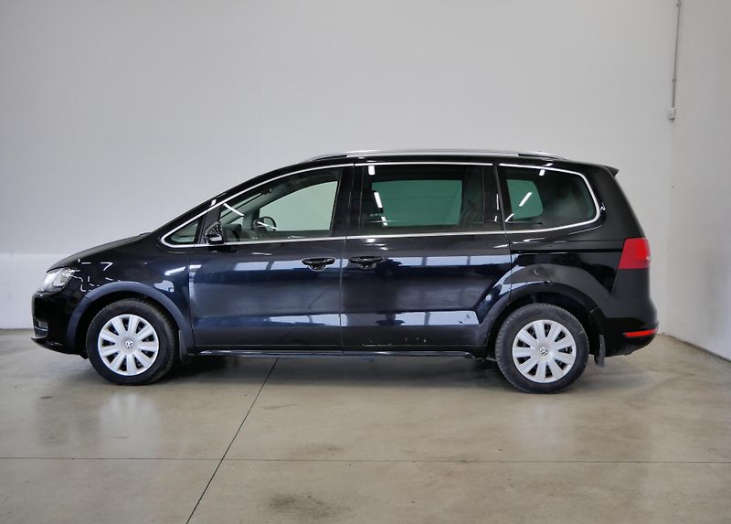 Volkswagen Sharan - fotka 3 z 25