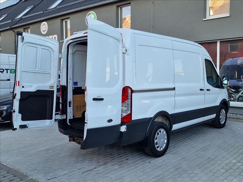 Ford Transit 2.0TDCi 77kW 350 TREND L2 - fotka 36 z 44