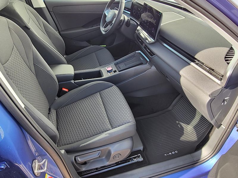 Volkswagen T-Roc (2026) Life 1,5 eTSI 85kW 7DSG - fotka 23 z 23