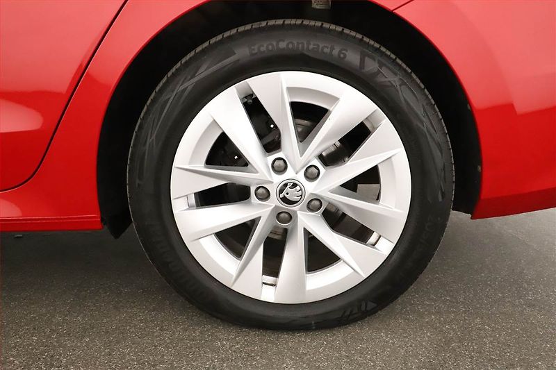 Škoda Octavia (2023) Style 1.5 TSI, ČR,1.maj - fotka 11 z 17