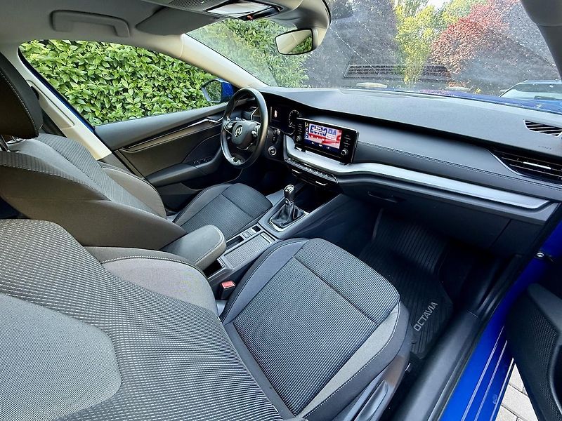 Škoda Octavia (2022) 1,5TSi 96kW G-TEC CNG ČR 50tkm - fotka 4 z 16