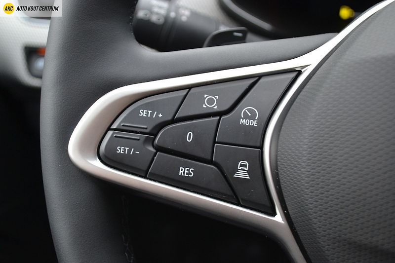 Renault Arkana Techno mild hybrid 140 EDC - fotka 47 z 56