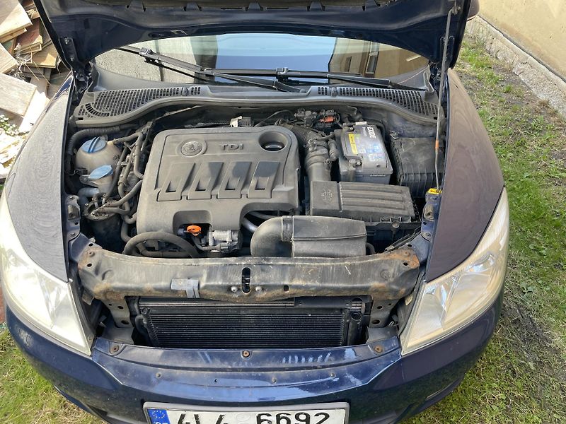 Škoda Octavia (2010) 4X4 2,0TDI CR 103kW Tažné - fotka 16 z 16