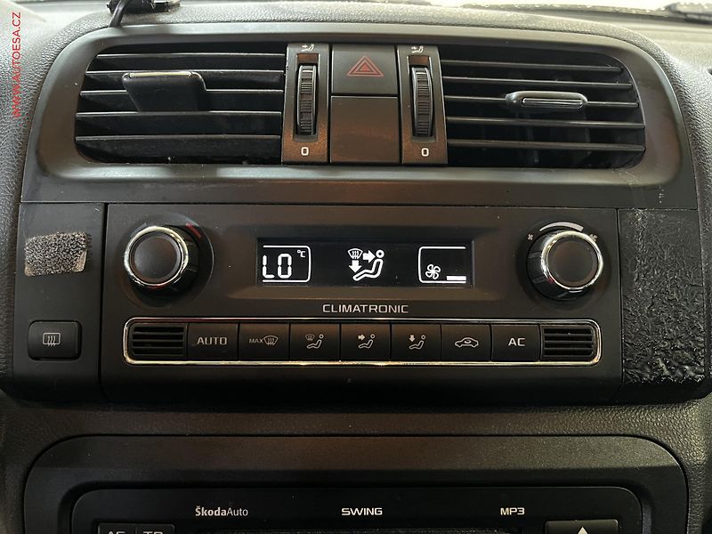 Škoda Fabia (2012) 1.2 TSI, ČR, Klima - fotka 14 z 14