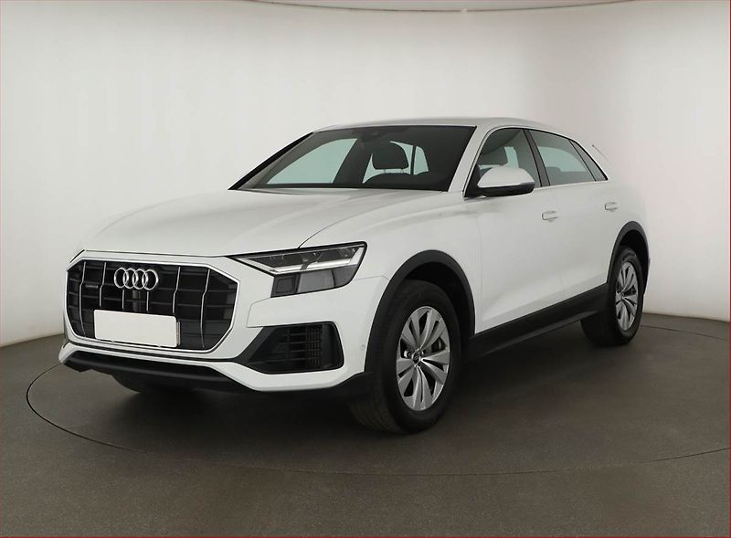 Audi Q8 (2023) 55 TFSI - fotka 2 z 20
