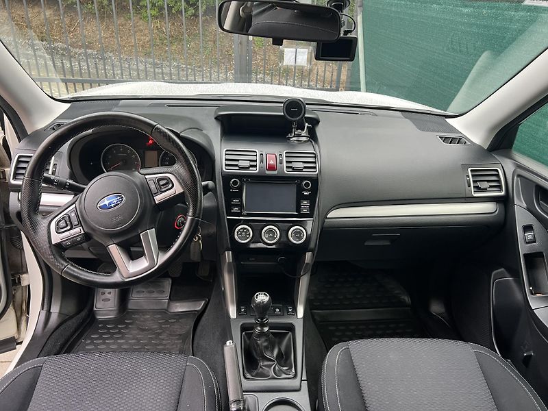 Subaru Forester (2017) Prodám Subaru Forester, 2,0 l  - fotka 16 z 18